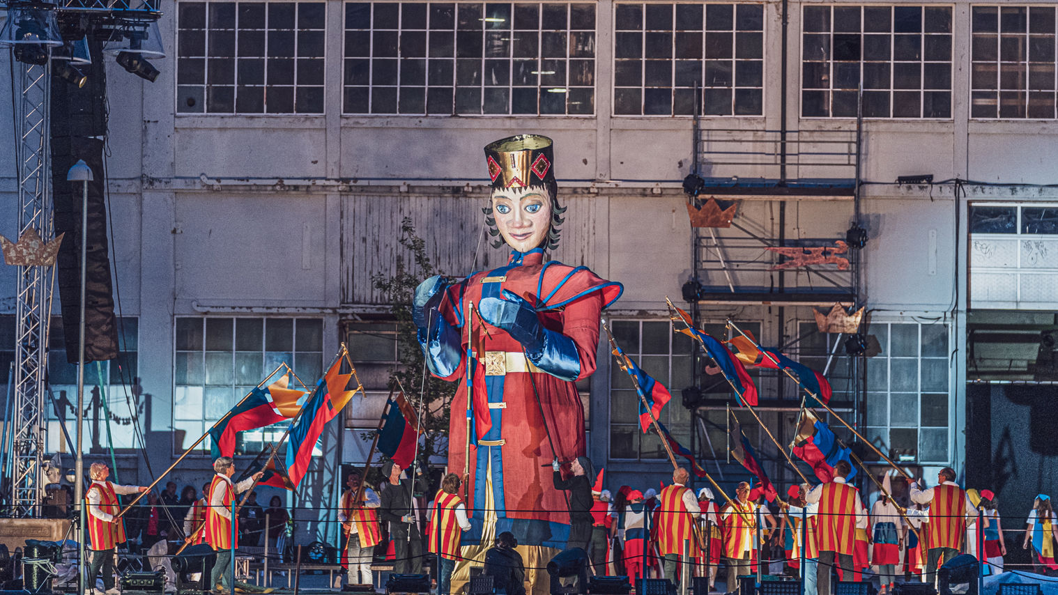 Fjeren og Rosen L2022